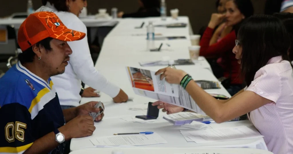 CURP biométrica para adultos mayores: INAPAM facilita el trámite SIN cita y en menos tiempo